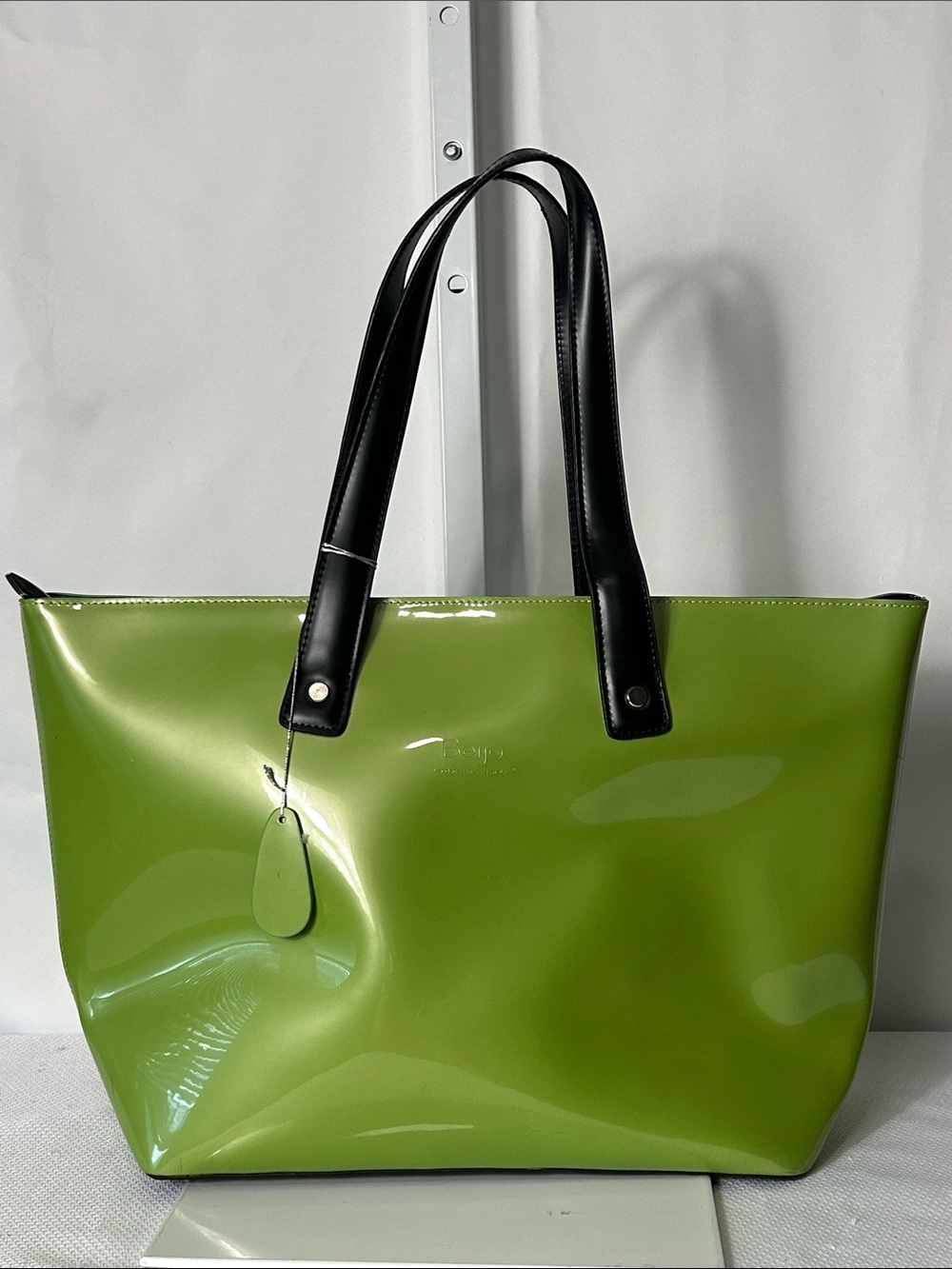 Beijo Candy Apple Green Large Patent Vinyl Tote Shopper High Gloss Handbag